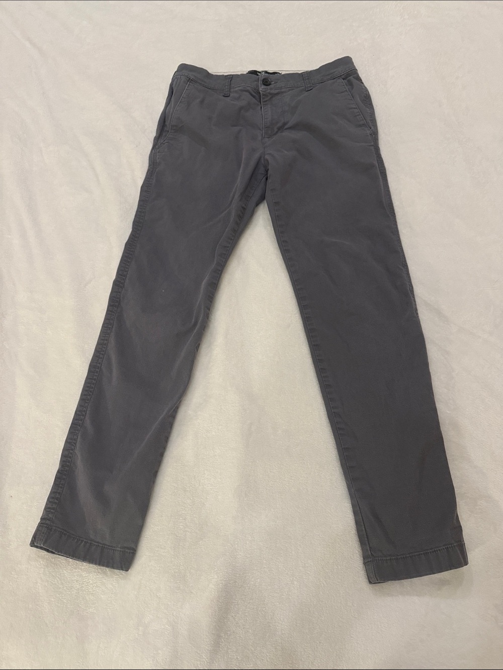 Hollister Men's Charcoal Straight-Leg Chino Pants